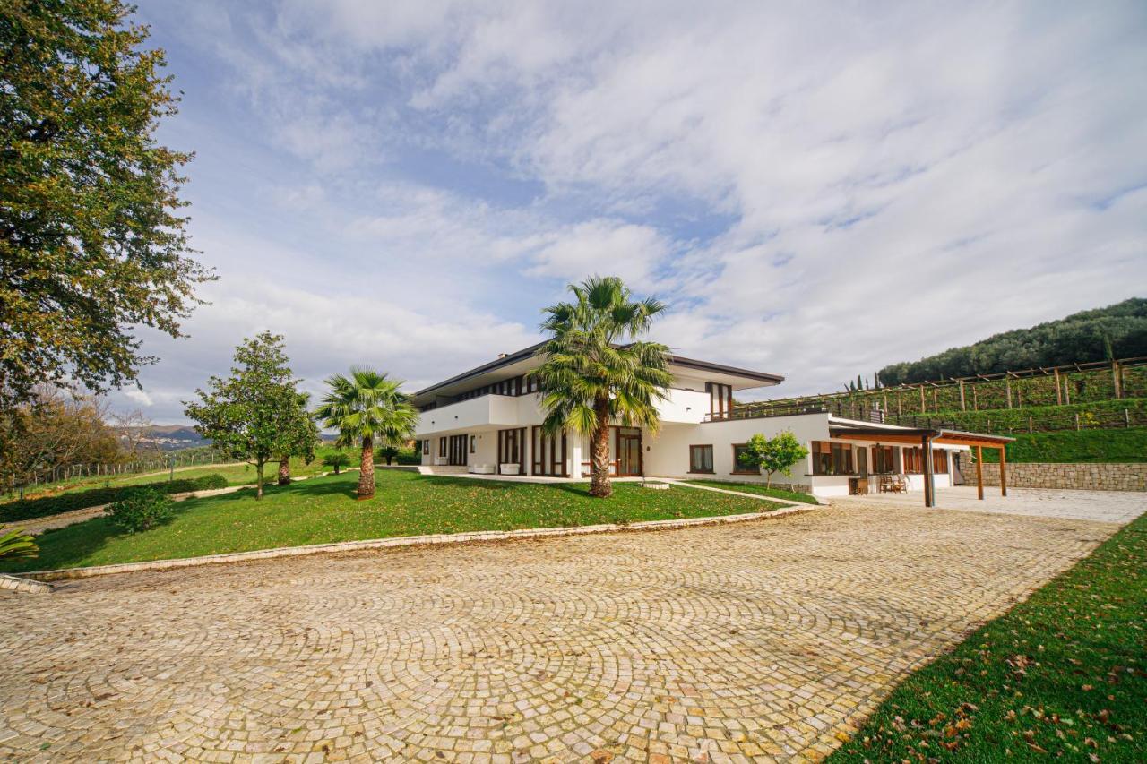 Aria - Villa Di Campagna Montecorvino Rovella Exterior photo