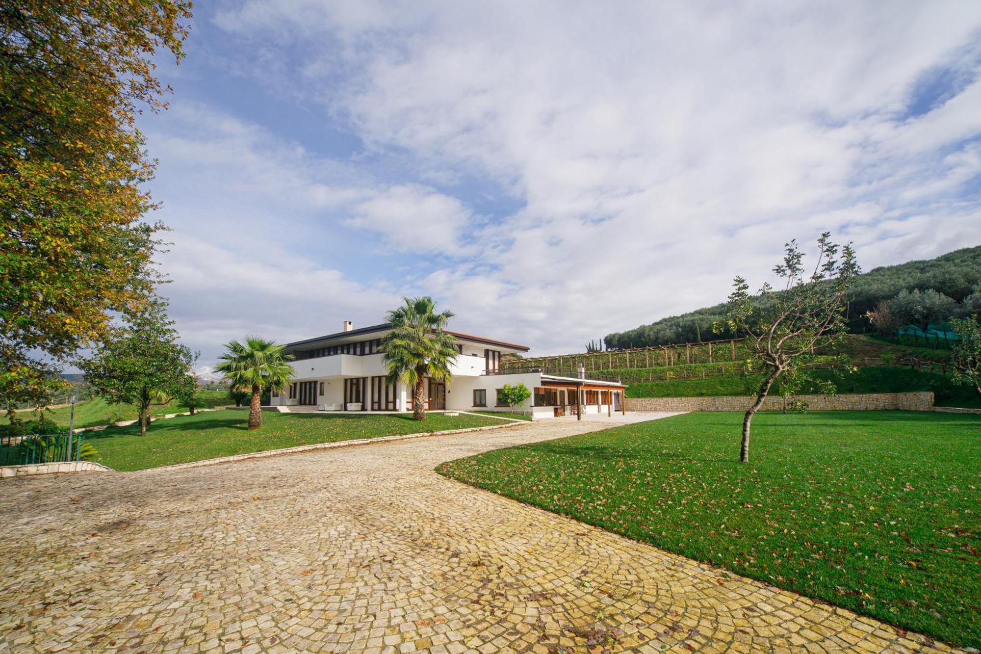 Aria - Villa Di Campagna Montecorvino Rovella Exterior photo